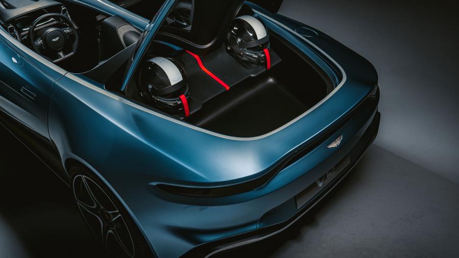 Детали экстерьера Aston Martin V12 Speedster 2020 года  (WW) (фото 31 из 39)